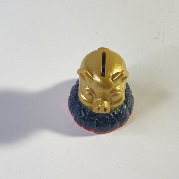 Activision Skylanders Gold Pig Piggy Bank Figure With Dark Base - Picture 5 of 8